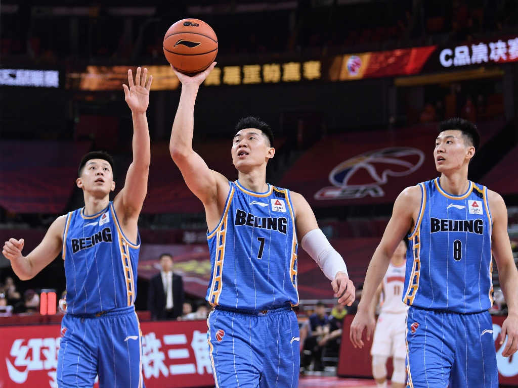 尽管他在俱 尽管他在俱