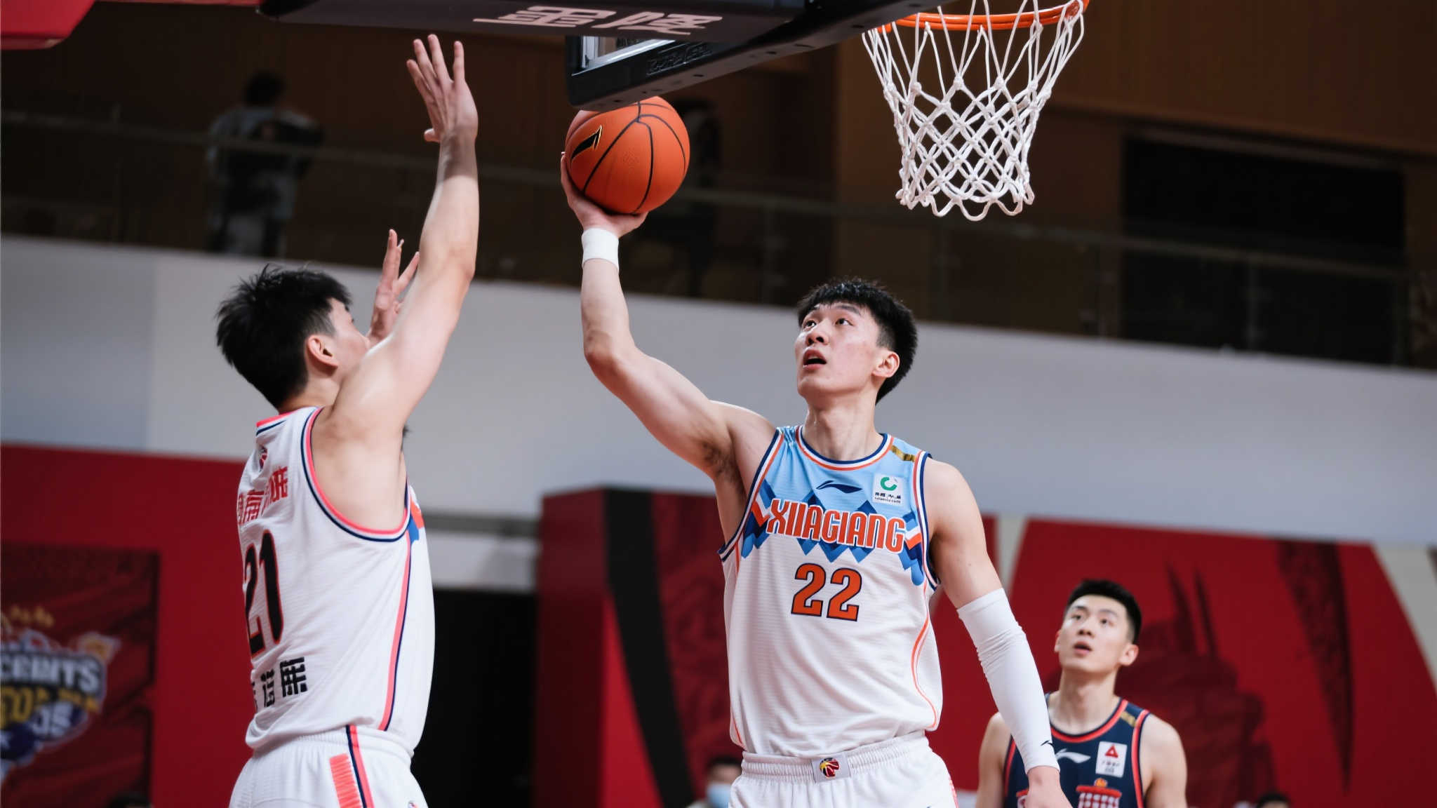 頭正勁的球 頭正勁的球